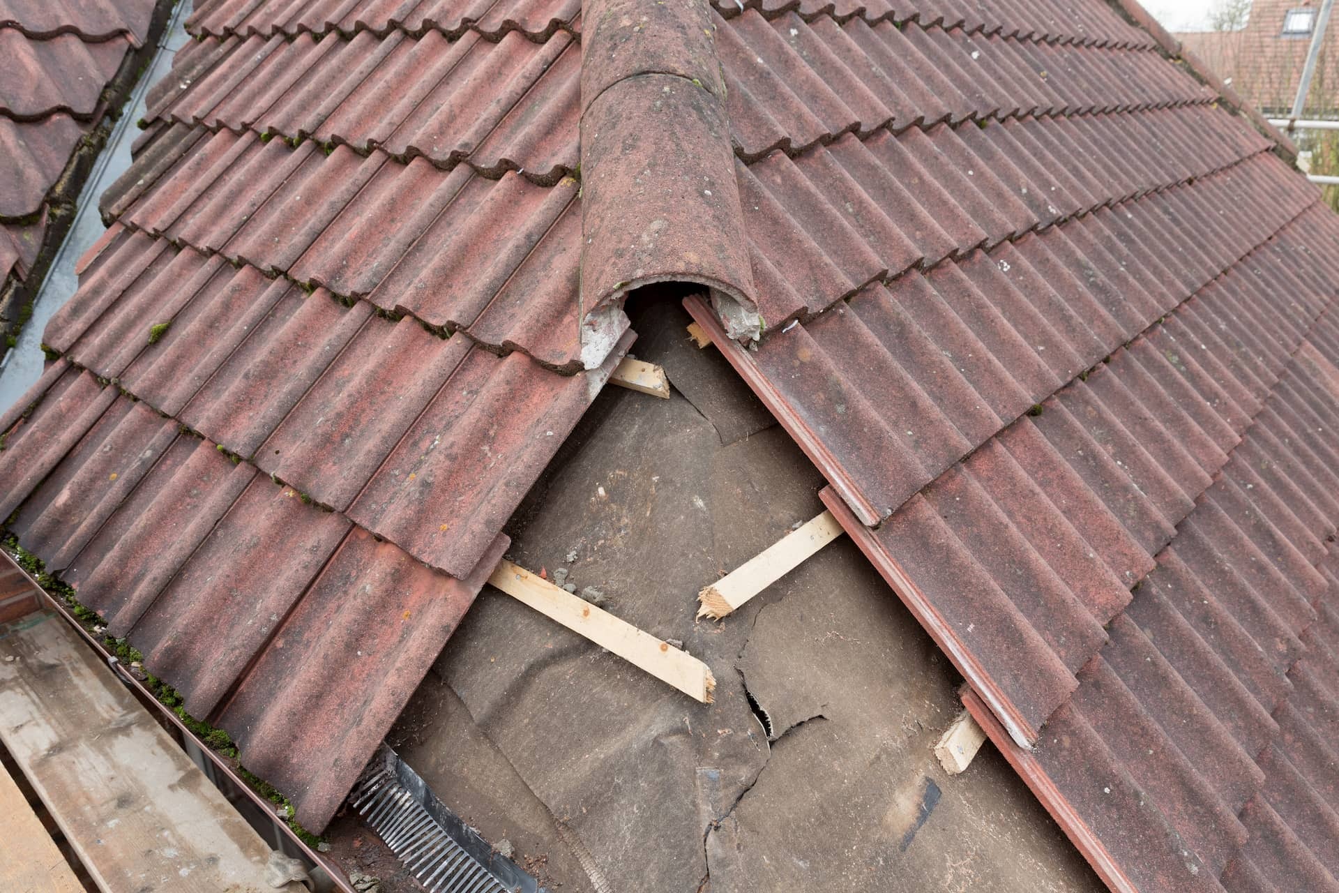Roof repairs near me Liverpool
